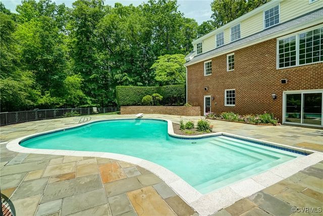 3320 Traylor Dr, Richmond, VA 23235