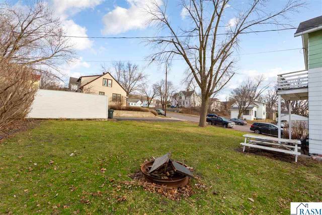 801 N 4th Street, Mankato, MN 56001