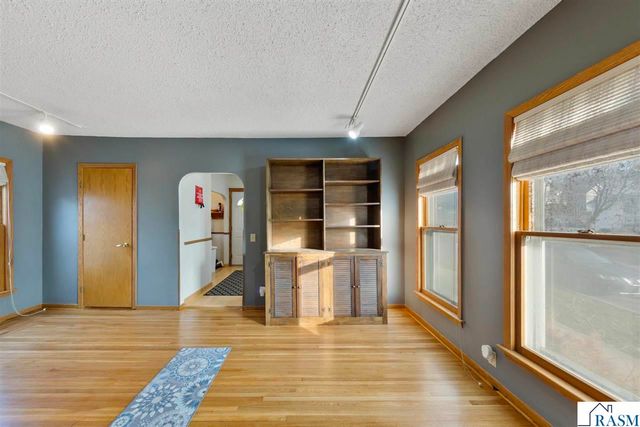 801 N 4th Street, Mankato, MN 56001