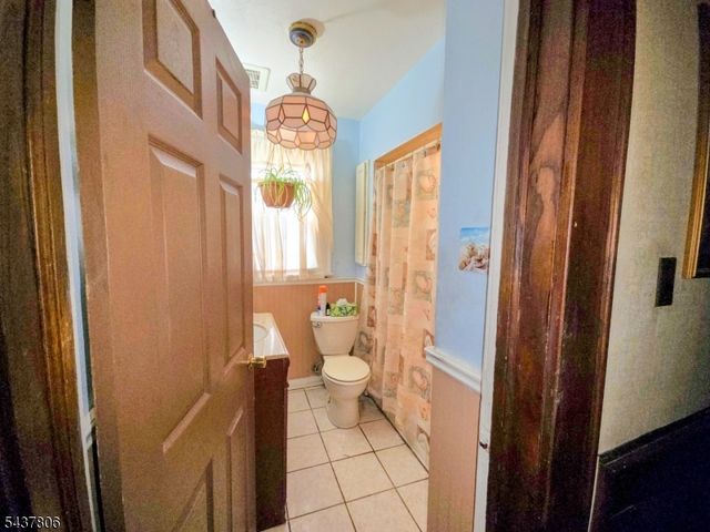 2218 Berwyn St, Union Twp., NJ 07083