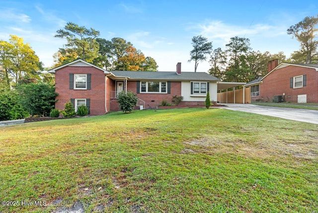 121 Woodland Road E, Rockingham, NC 28379