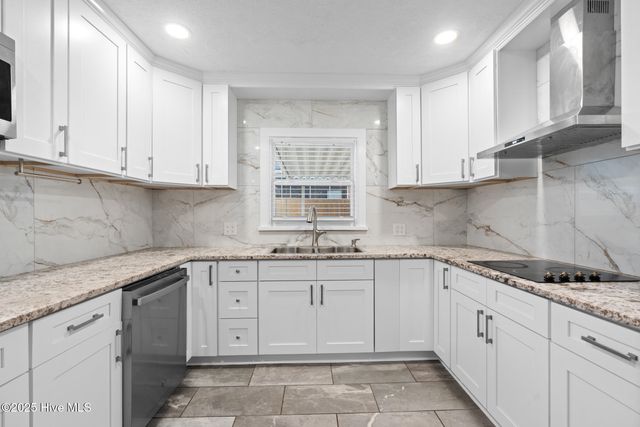 121 Woodland Road E, Rockingham, NC 28379