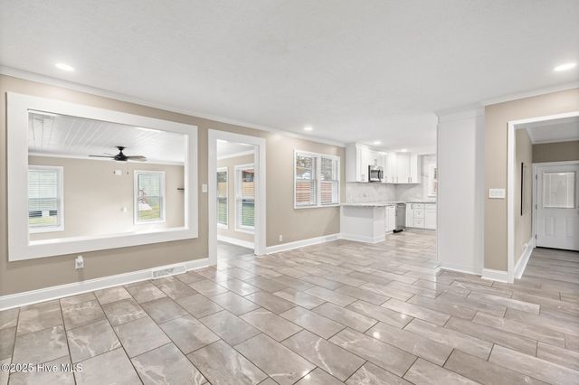 121 Woodland Road E, Rockingham, NC 28379