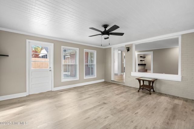 121 Woodland Road E, Rockingham, NC 28379