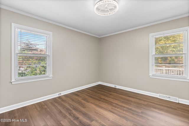 121 Woodland Road E, Rockingham, NC 28379