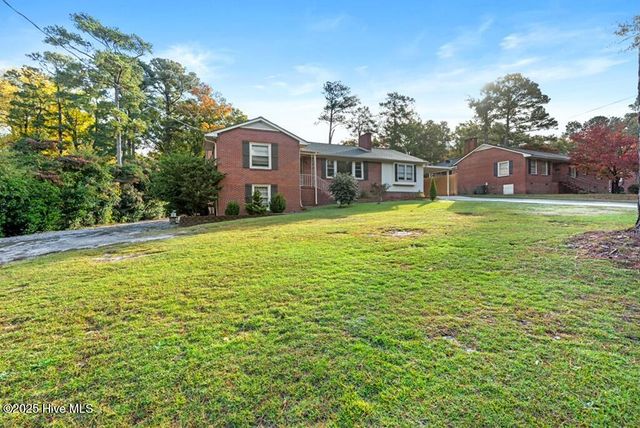 121 Woodland Road E, Rockingham, NC 28379