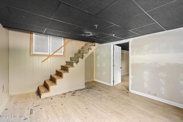 121 Woodland Road E, Rockingham, NC 28379