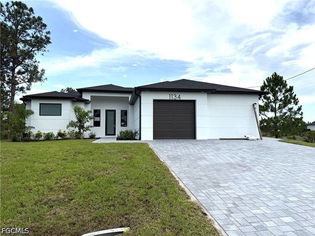 1134 Holmes AVE S, Lehigh Acres, FL 33974