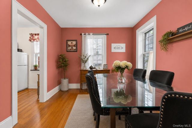 1543 Hollywood Avenue, Bronx, NY 10461