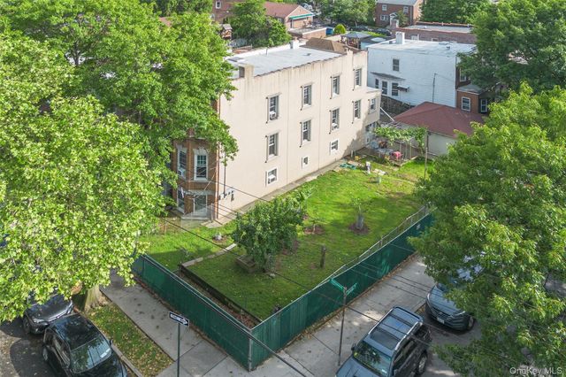 1543 Hollywood Avenue, Bronx, NY 10461