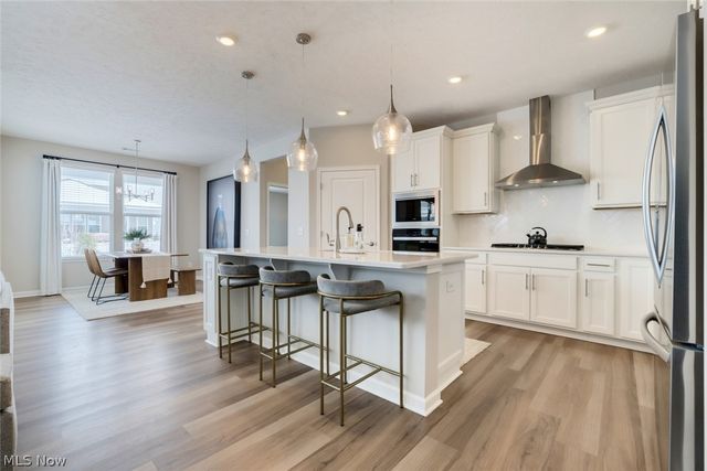 12827 Annabell Drive, Columbia Station, OH 44028