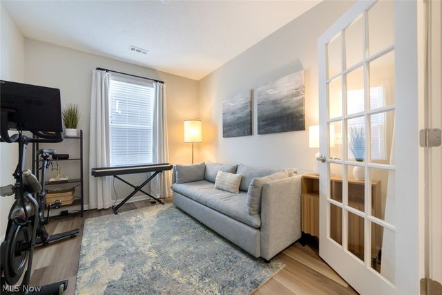 12827 Annabell Drive, Columbia Station, OH 44028