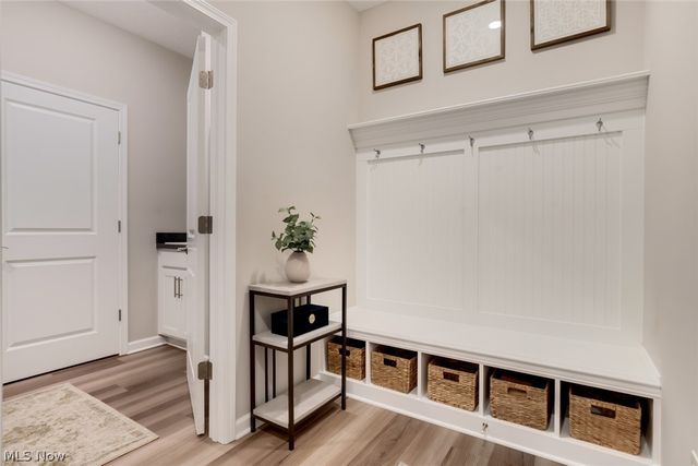 12827 Annabell Drive, Columbia Station, OH 44028