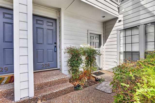 5100 Verde Valley Lane 228, Dallas, TX 75254