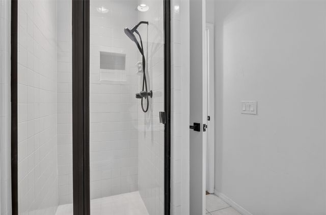 5100 Verde Valley Lane 228, Dallas, TX 75254