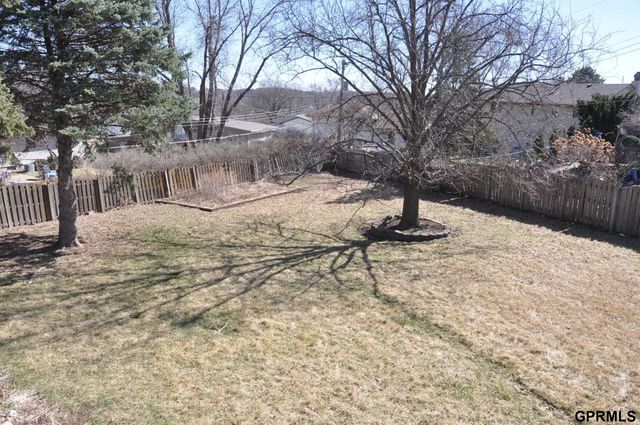 5511 N 93 Avenue Circle, Omaha, NE 68134