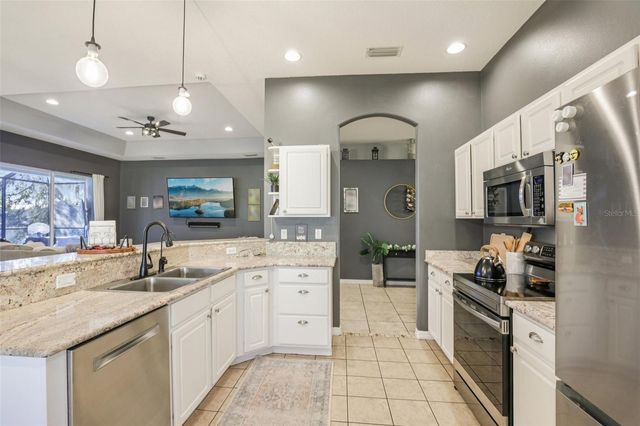 8348 47TH STREET CIRCLE E, Palmetto, FL 34221