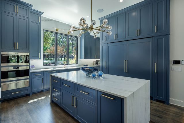2005 Bayshore Drive, Flower Mound, TX 75022