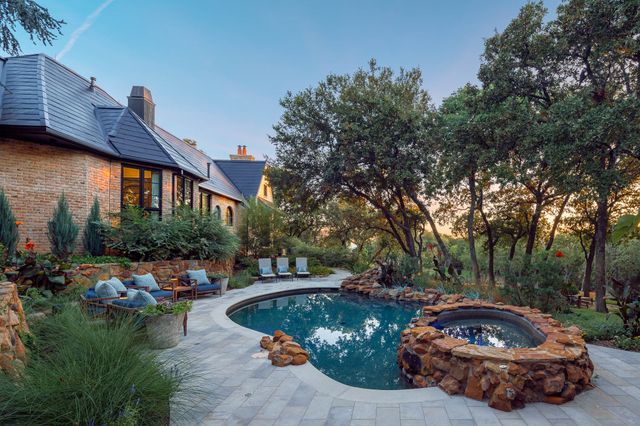 2005 Bayshore Drive, Flower Mound, TX 75022