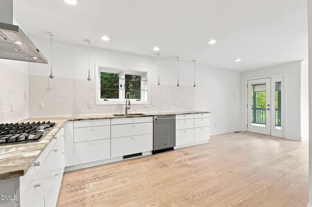 108 Mainsail Drive, Cary, NC 27511