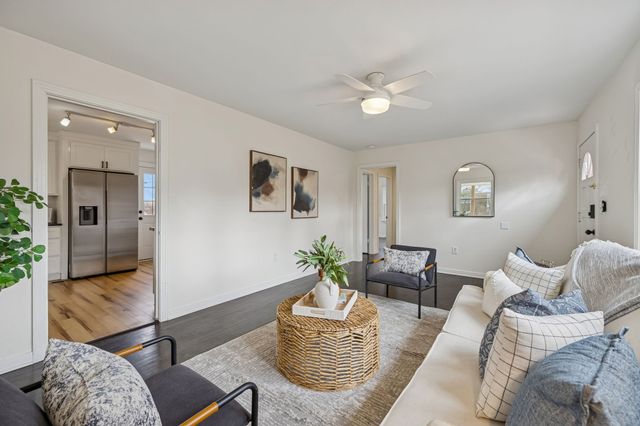 1810 Alpine Dr, Columbia, TN 38401