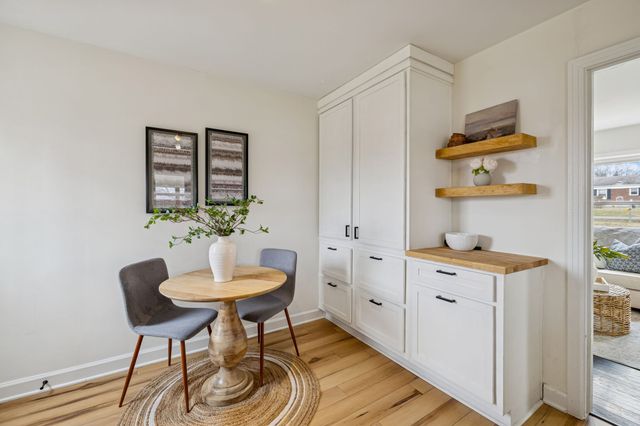 1810 Alpine Dr, Columbia, TN 38401