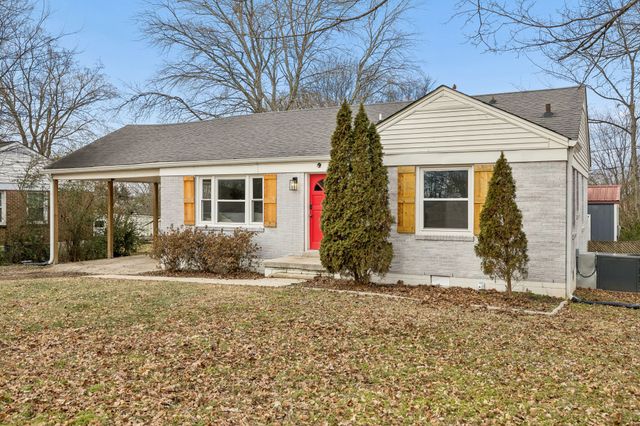 1810 Alpine Dr, Columbia, TN 38401