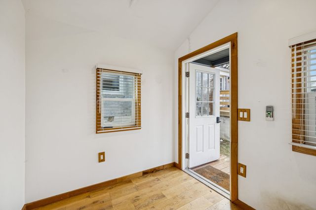 1810 Alpine Dr, Columbia, TN 38401