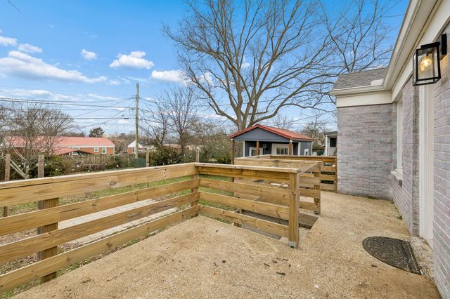 1810 Alpine Dr, Columbia, TN 38401