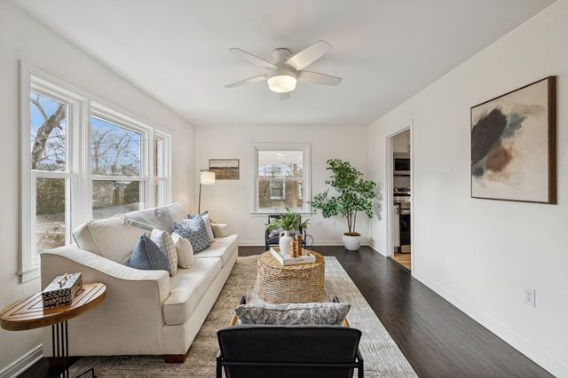 1810 Alpine Dr, Columbia, TN 38401