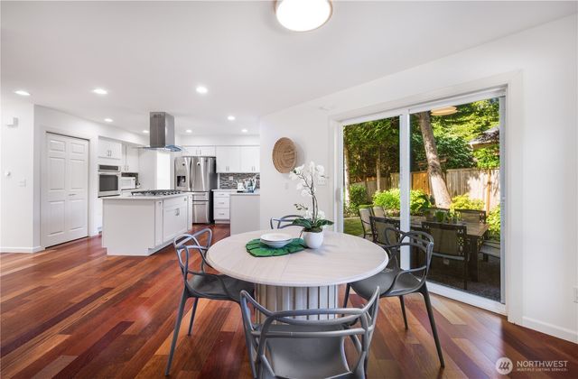 2636 232nd Place SE, Sammamish, WA 98075
