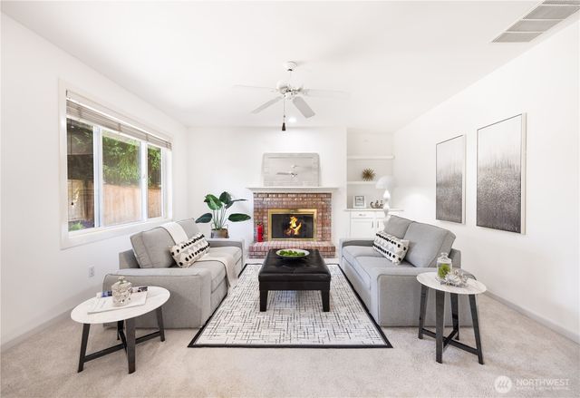 2636 232nd Place SE, Sammamish, WA 98075