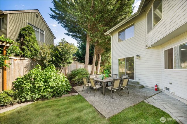 2636 232nd Place SE, Sammamish, WA 98075