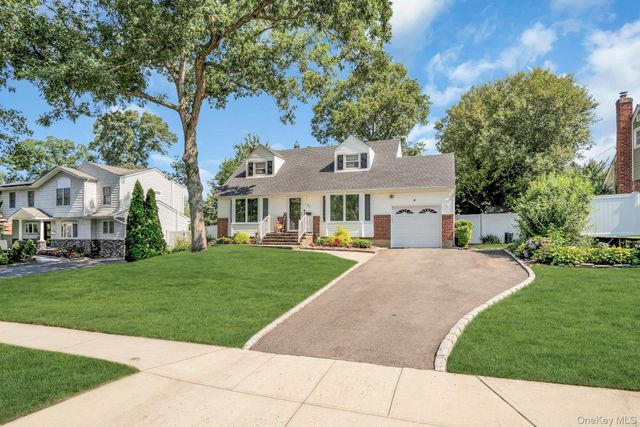 43 Genesee Drive, Commack, NY 11725