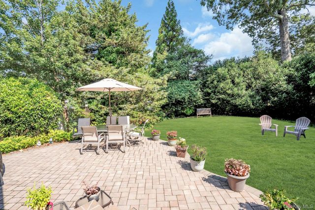 43 Genesee Drive, Commack, NY 11725