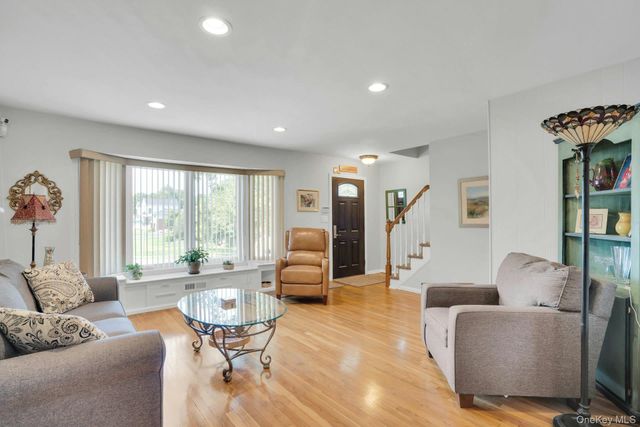 43 Genesee Drive, Commack, NY 11725