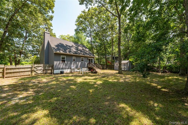 252 Oxhead Road, Centereach, NY 11720