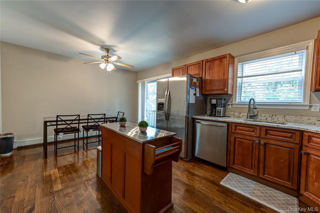 252 Oxhead Road, Centereach, NY 11720