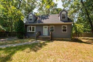 252 Oxhead Road, Centereach, NY 11720