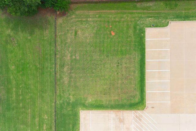 1428 N Mustang Road, Mustang, OK 73064