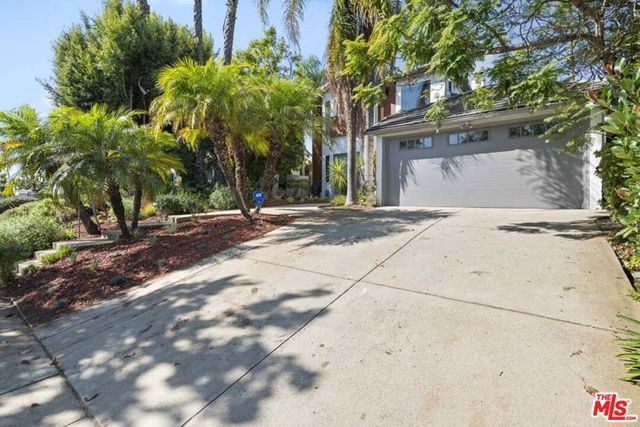 10453 Holman Avenue, Los Angeles, CA 90024