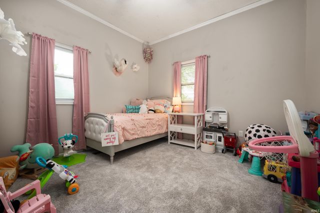 11400 E Gregory Road, Albany, IN 47320