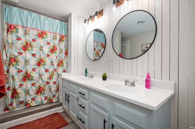 11400 E Gregory Road, Albany, IN 47320