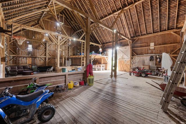 11400 E Gregory Road, Albany, IN 47320