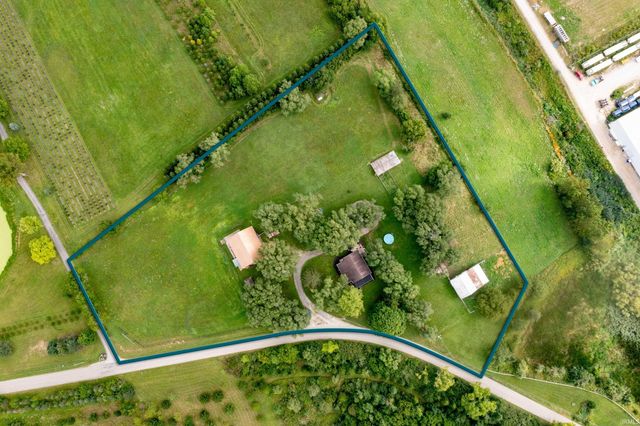 11400 E Gregory Road, Albany, IN 47320