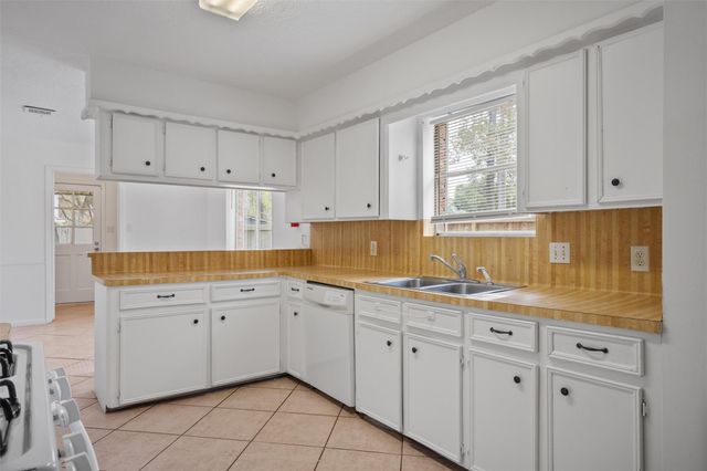 22826 Briarcreek Boulevard, Spring, TX 77373