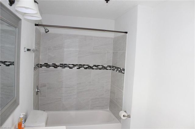 4408 Faigle RD, Portsmouth, VA 23703