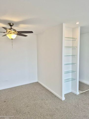20 Chestnut Street, Wyandotte, MI 48192