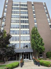 20 Chestnut Street, Wyandotte, MI 48192