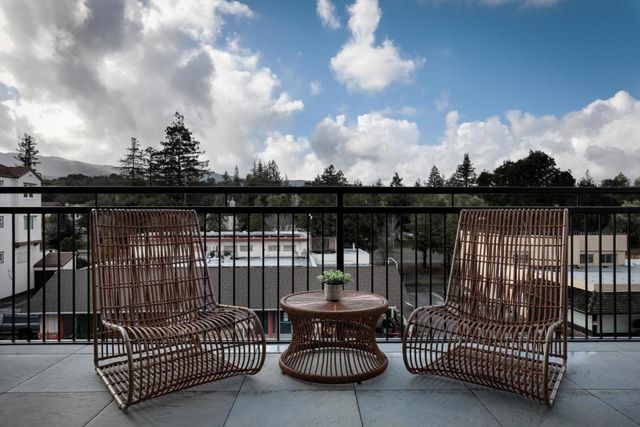 389 First Street 31, Los Altos, CA 94022